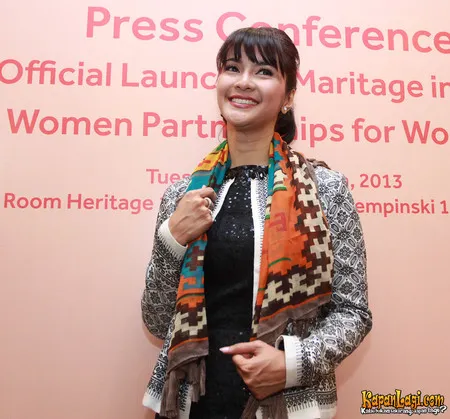 Foto Maudy Koesnaedi