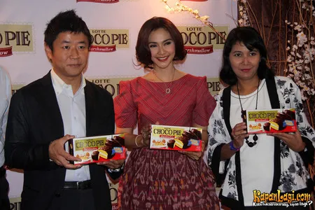 Foto Maudy Koesnaedi