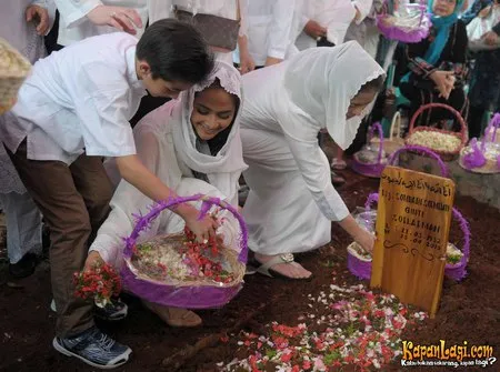 Foto Maudy Koesnaedi