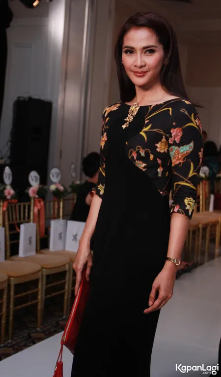 Foto Maudy Koesnaedi