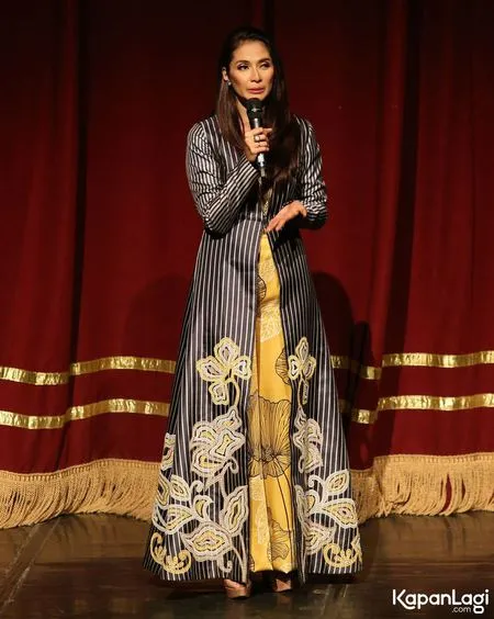 Foto Maudy Koesnaedi