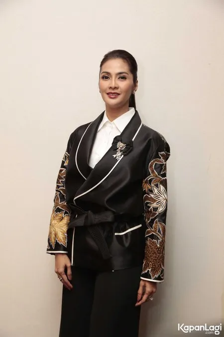 Foto Maudy Koesnaedi