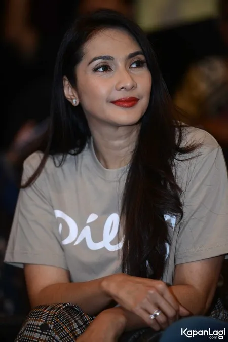 Foto Maudy Koesnaedi