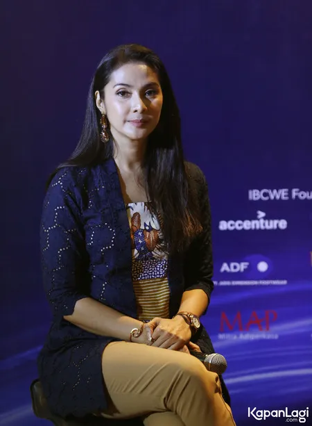 Foto Maudy Koesnaedi