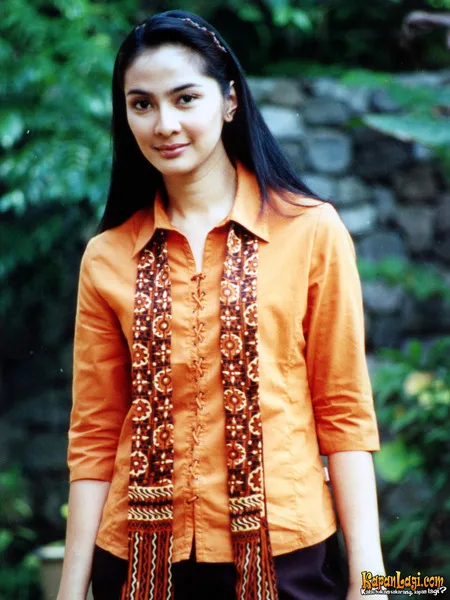 Foto Maudy Koesnaedi
