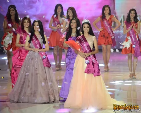 Foto Mawar Miss Celebrity