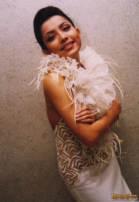 Foto Mayangsari