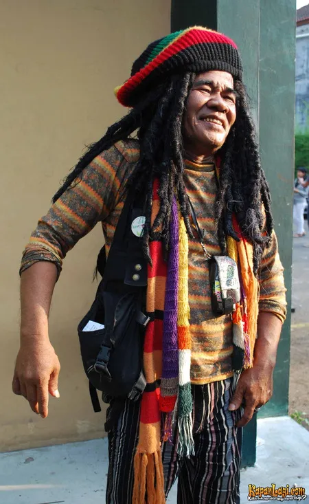 Foto Mbah Surip