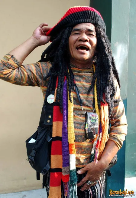 Foto Mbah Surip