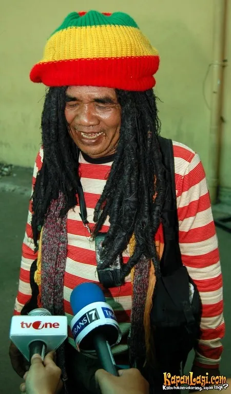 Foto Mbah Surip