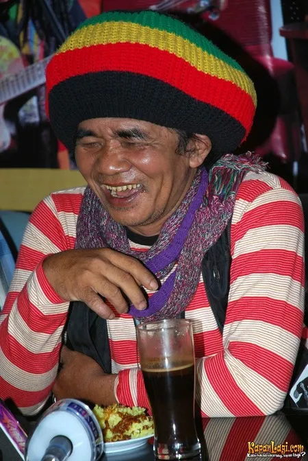 Foto Mbah Surip