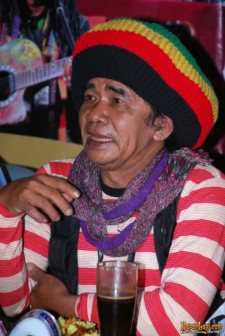 Foto Mbah Surip