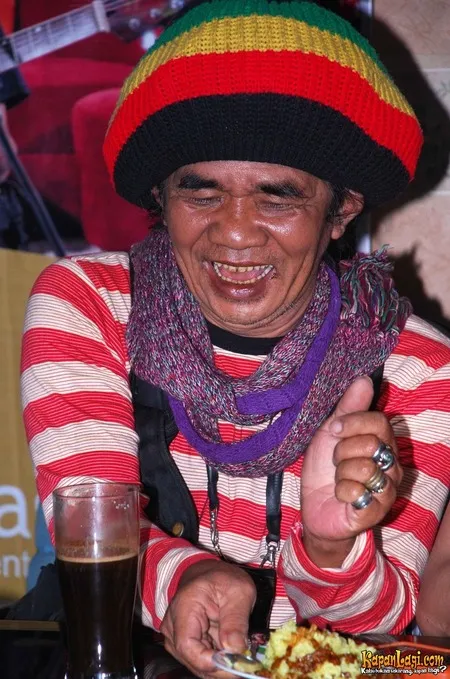 Foto Mbah Surip