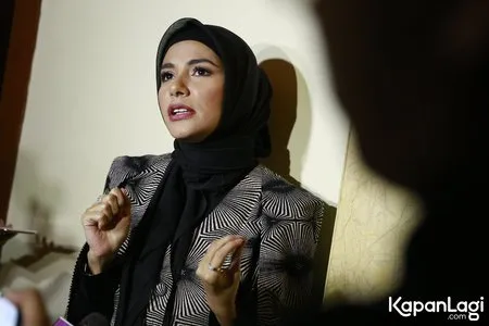 Foto Meisya Siregar