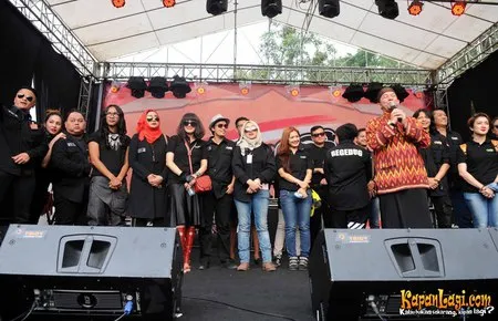 Foto Melly Goeslaw