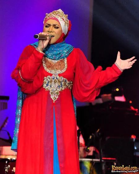 Foto Melly Goeslaw