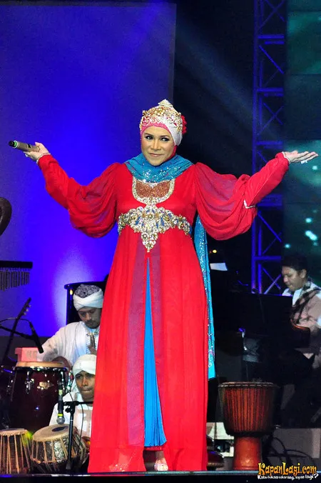 Foto Melly Goeslaw