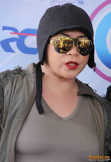 Foto Melly Goeslaw