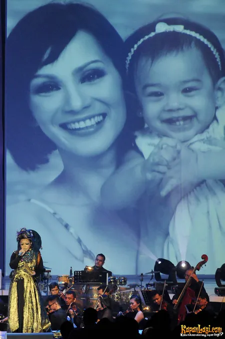 Foto Melly Goeslaw