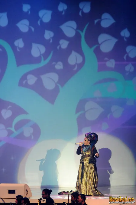 Foto Melly Goeslaw