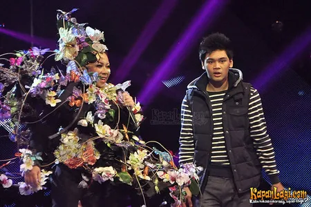 Foto Melly Goeslaw