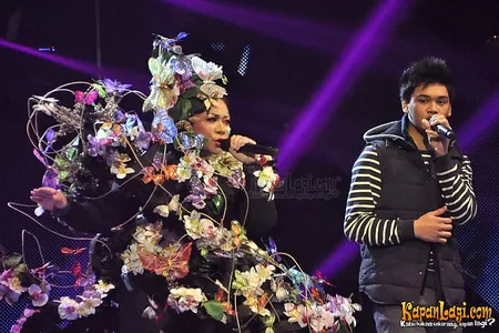 Foto Melly Goeslaw
