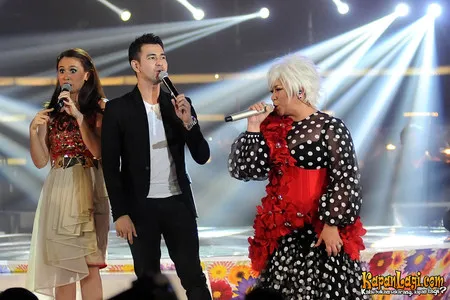 Foto Melly Goeslaw
