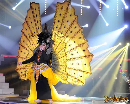 Foto Melly Goeslaw. Nomor Foto: 705