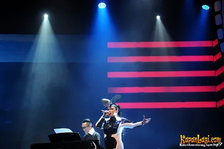 Foto Melly Goeslaw