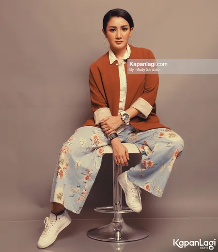 Foto Melly Herlina
