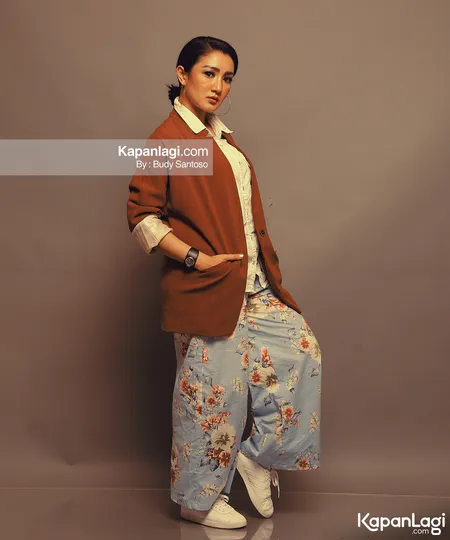 Foto Melly Herlina