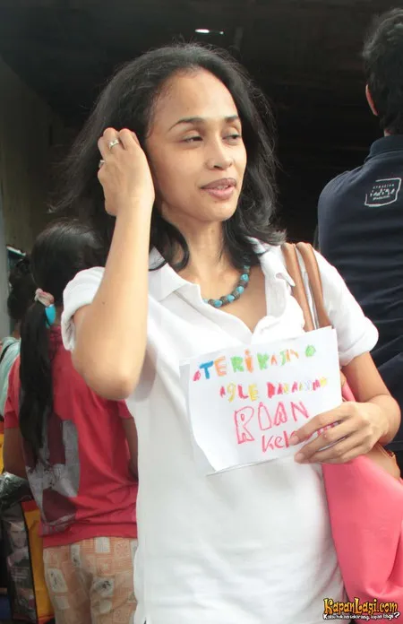 Foto Melly Manuhutu