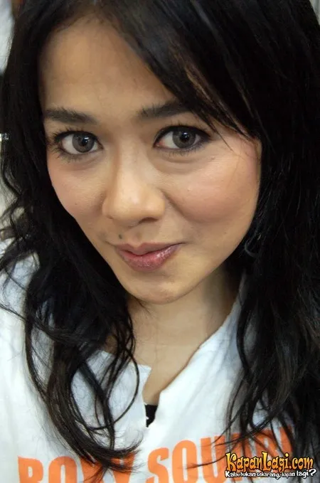 Foto Melly Zamri