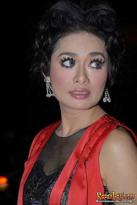 Foto Melly Zamri