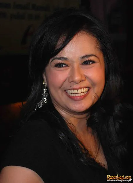 Foto Melly Zamri