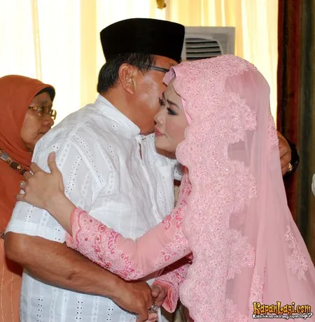 Foto Melly Zamri