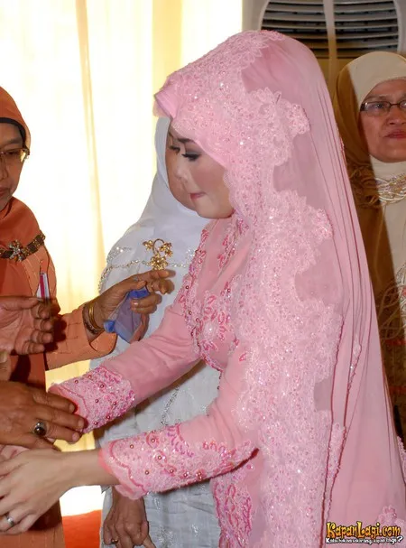 Foto Melly Zamri