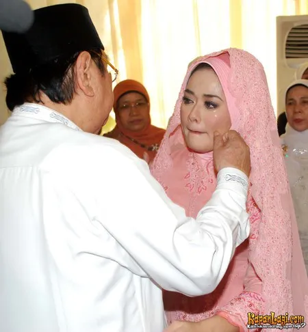 Foto Melly Zamri