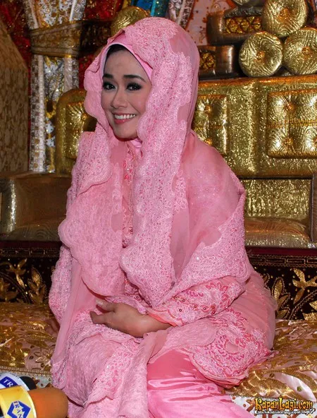 Foto Melly Zamri