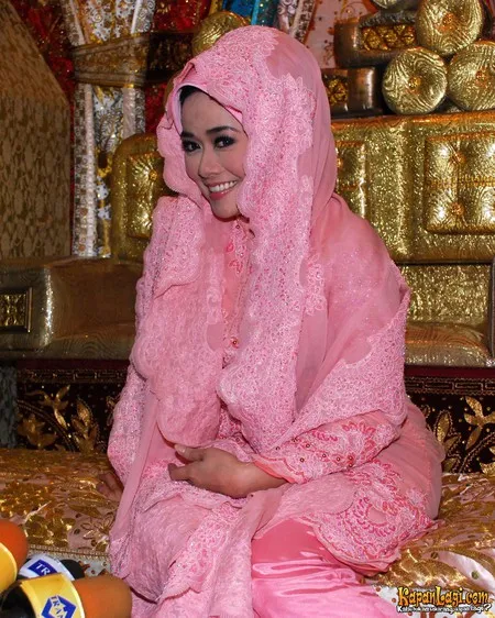 Foto Melly Zamri