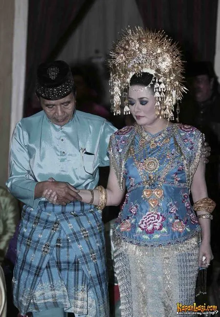 Foto Melly Zamri