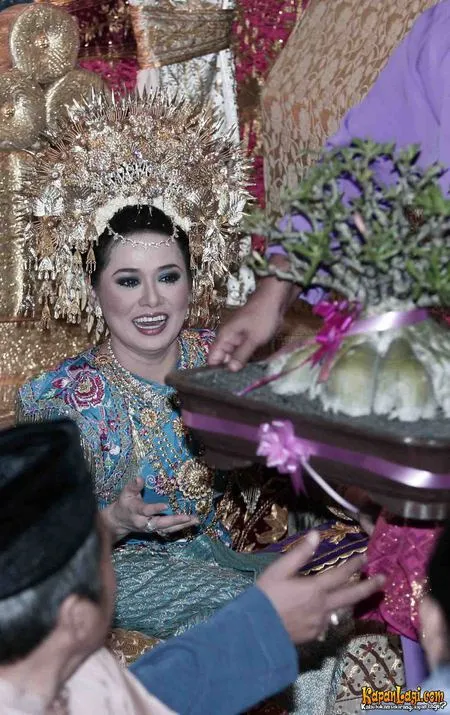 Foto Melly Zamri