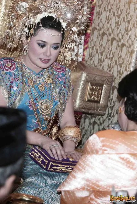 Foto Melly Zamri