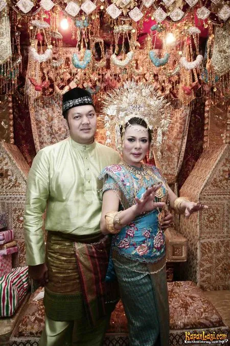 Foto Melly Zamri