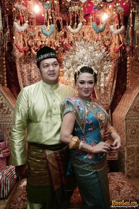 Foto Melly Zamri