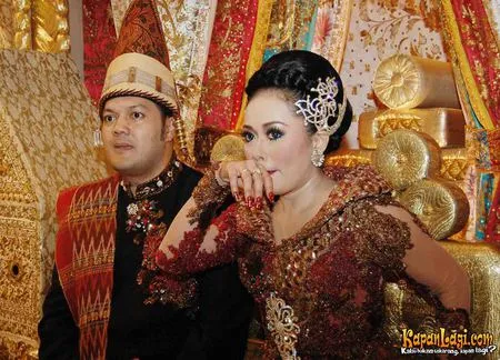Foto Melly Zamri