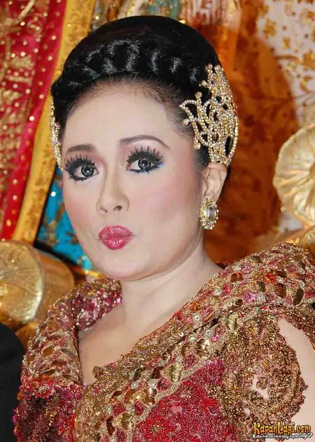 Foto Melly Zamri