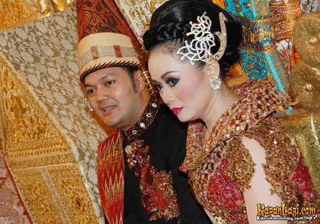 Foto Melly Zamri