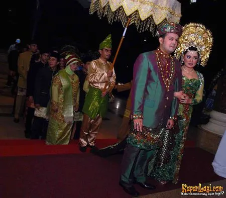 Foto Melly Zamri