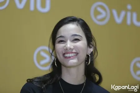 Foto Mentari De Meralle